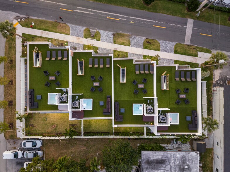 More Photos Of 1000-1006 N Riverside Dr, Pompano Beach Apartments For Sale