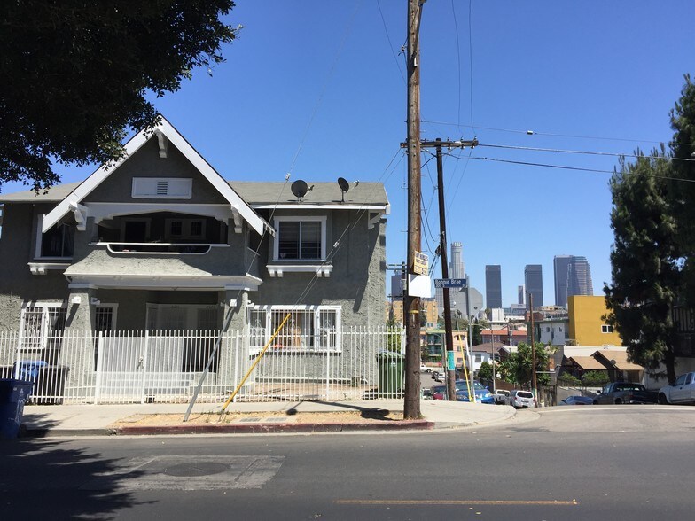 Primary Photo Of 326 S Bonnie Brae St, Los Angeles Apartments For Sale