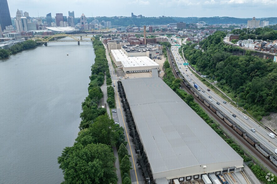 More Photos Of 1080 River Ave, Pittsburgh Warehouse For Lease