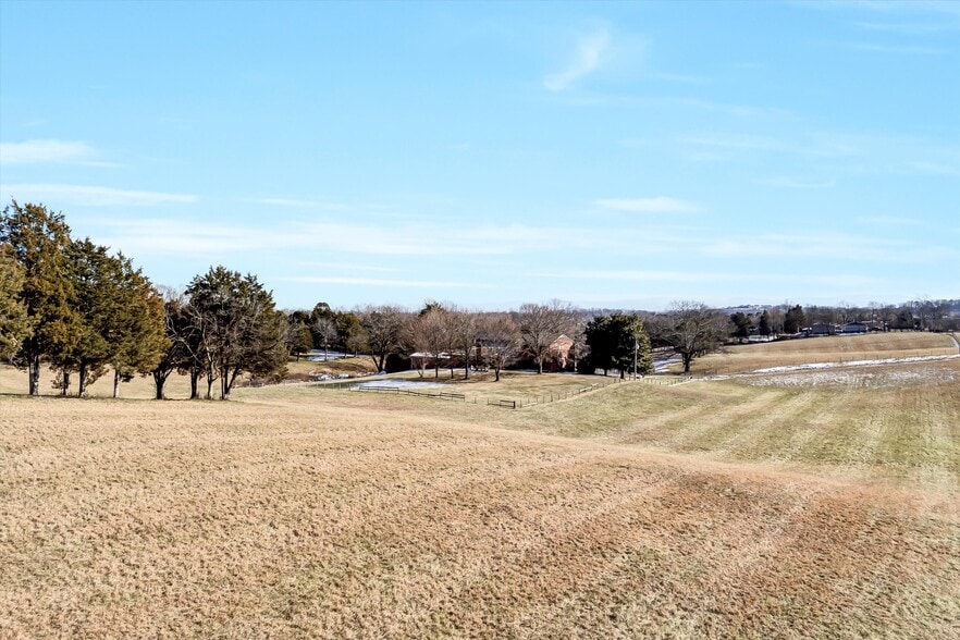 More Photos Of 424 N Watt Rd, Knoxville Land For Sale