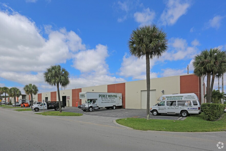 Primary Photo Of 1205-1421 Hill Ave, Mangonia Park Warehouse For Lease