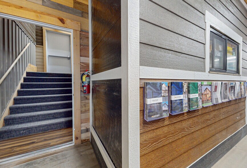 More Photos Of 165 Nebraska St, Sterling General Retail For Sale