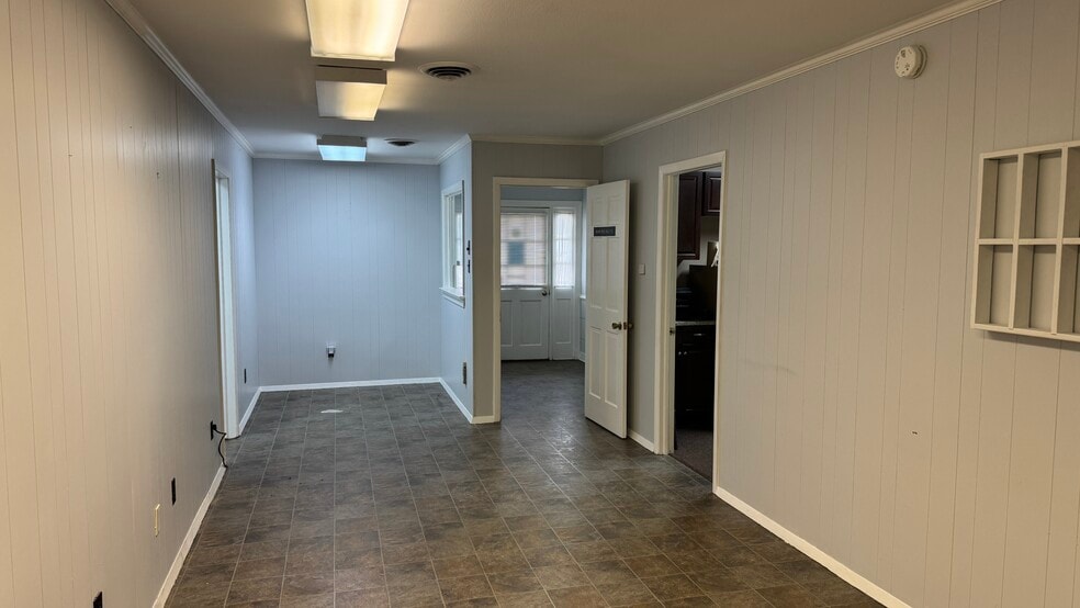 More Photos Of 200 E Nine Mile Rd, Highland Springs Medical For Sale