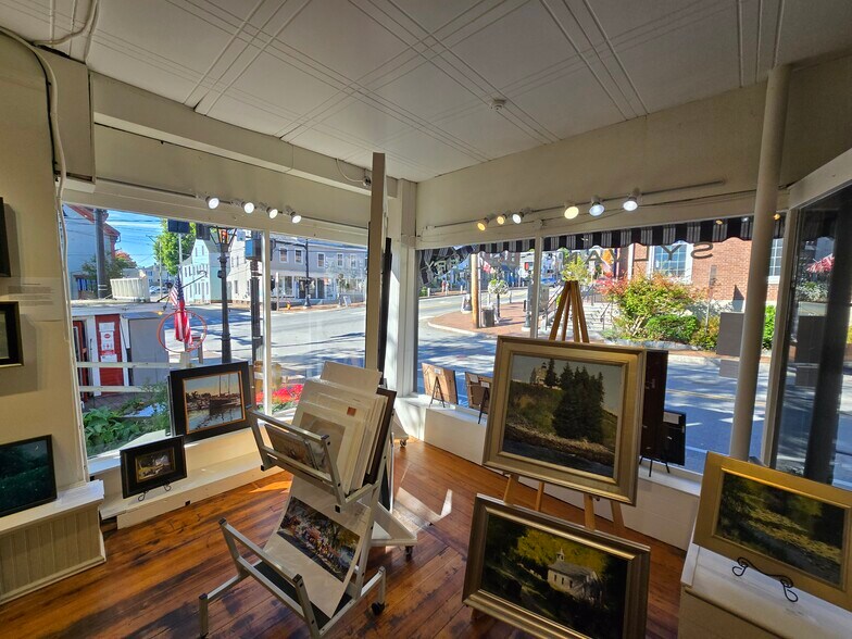 More Photos Of 49 Water St, Wiscasset Storefront Retail Residential For Sale