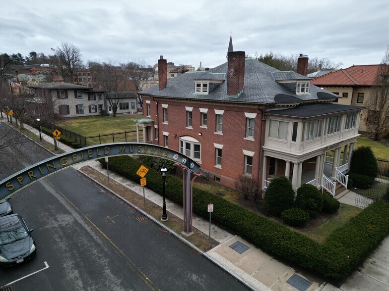 More Photos Of 73 Chestnut St, Springfield Loft Creative Space For Sale