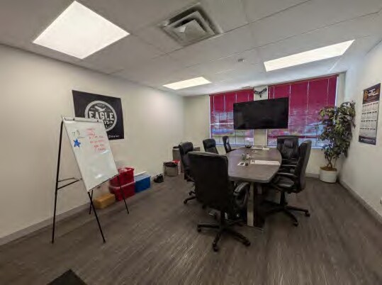 More Photos Of 10059-10085 166th St, Edmonton Office For Sale