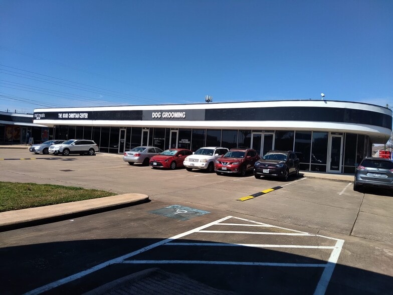 More Photos Of 1100 Wilcrest Dr, Houston Unknown For Lease