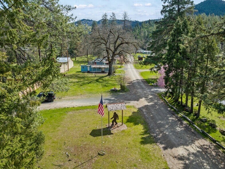 More Photos Of 11425 Upper Applegate Rd, Jacksonville Manufactured Housing Mobile Home Park For Sale