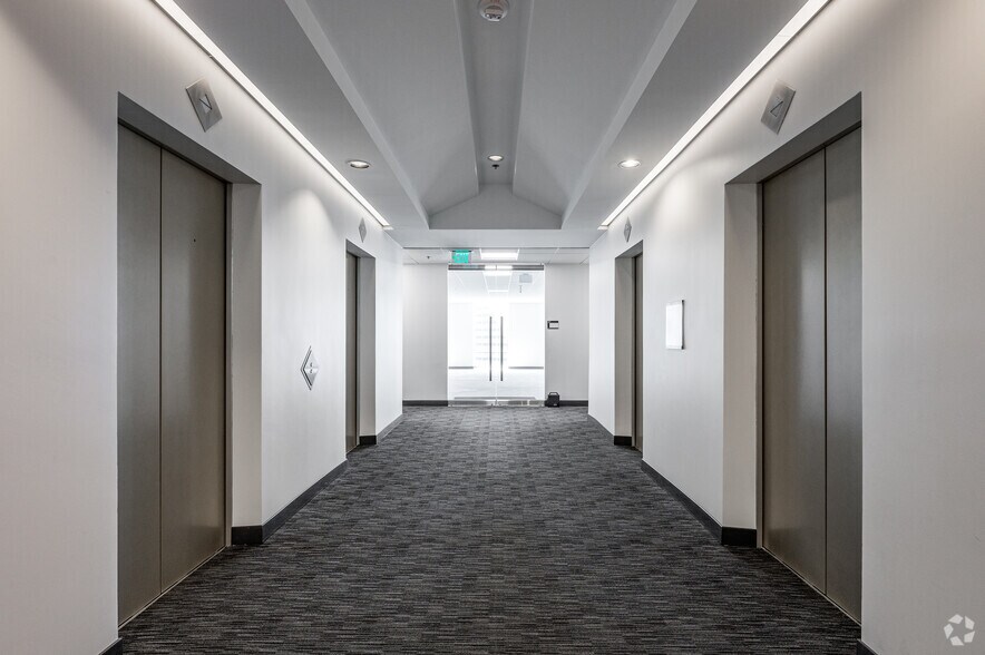 Photo of 21st Floor Ste 2100