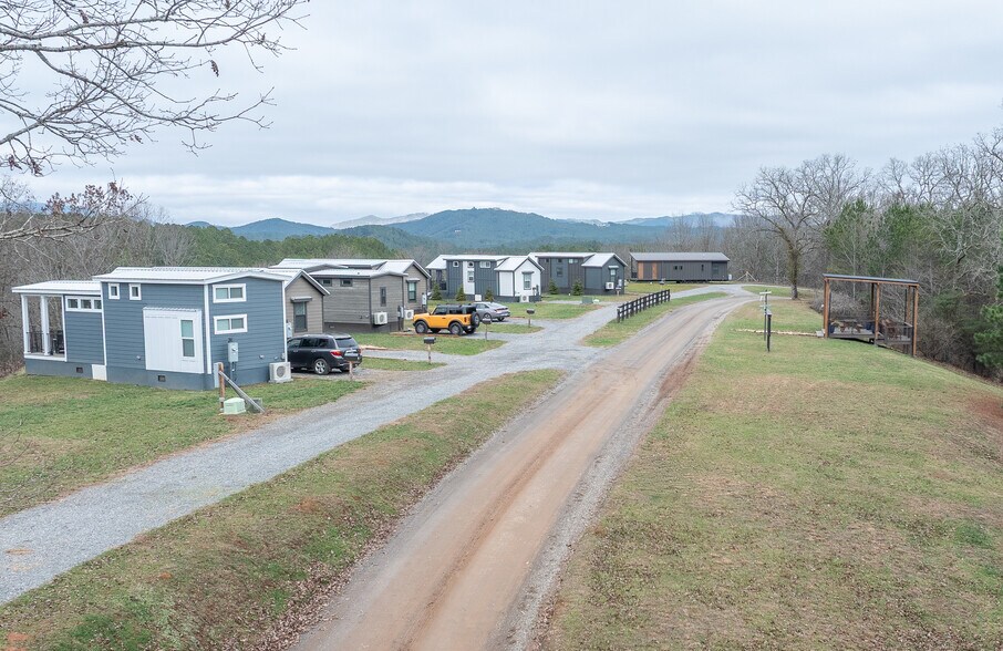 More Photos Of 177 Roper Rd, Copperhill Specialty For Sale