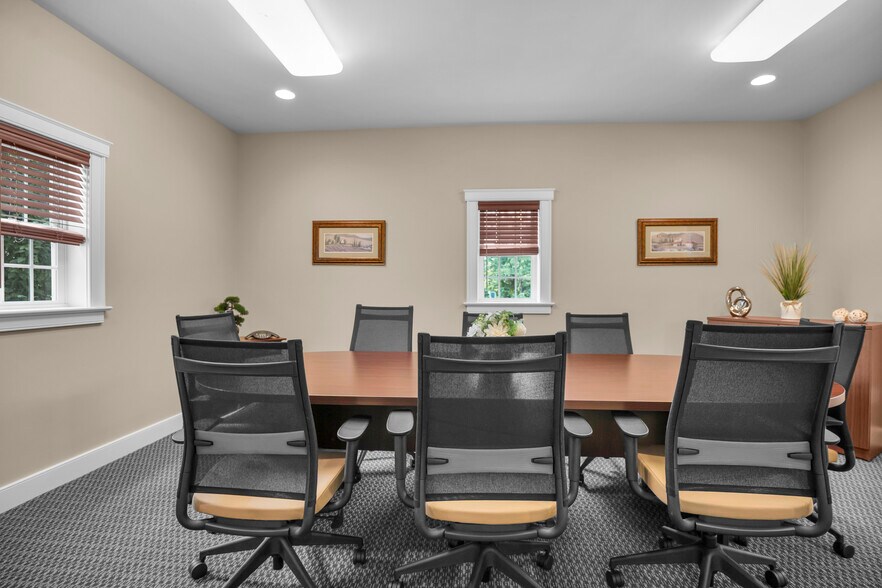 More Photos Of 1585 Rt-146, Rexford Office For Sale
