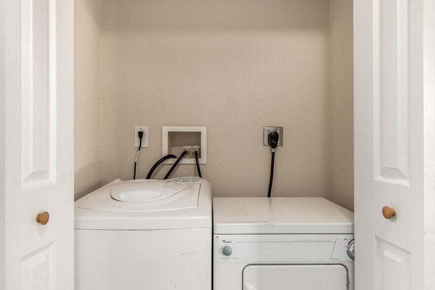 More Photos Of 70 Bell Rock Blvd, Sedona Apartments For Sale