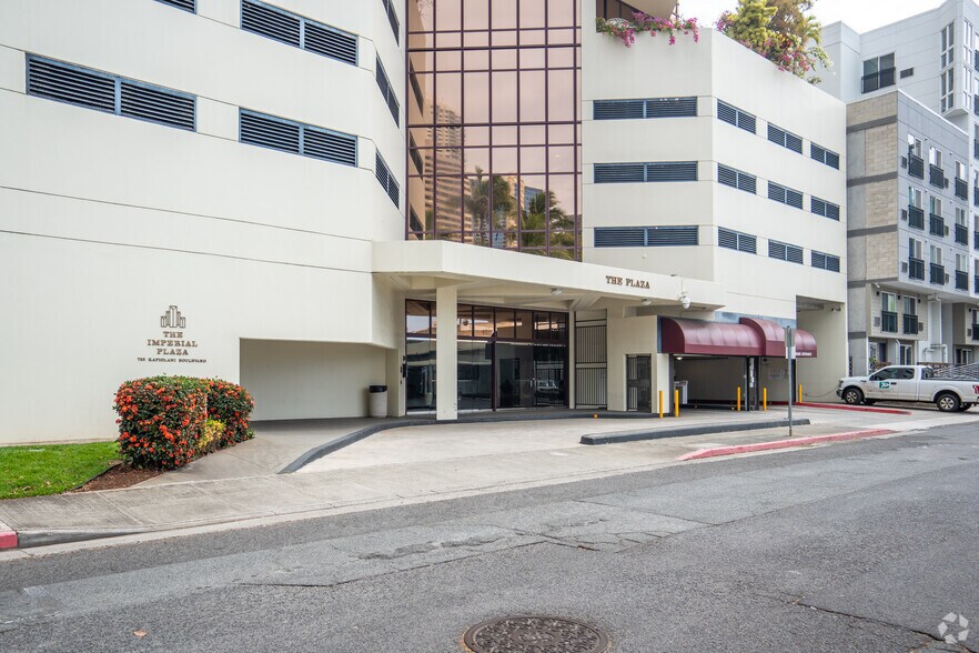 More Photos Of 725 Kapiolani Blvd, Honolulu Office For Lease