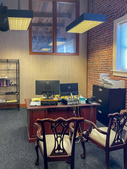 More Photos Of 171 Church St, Charleston Office For Sale