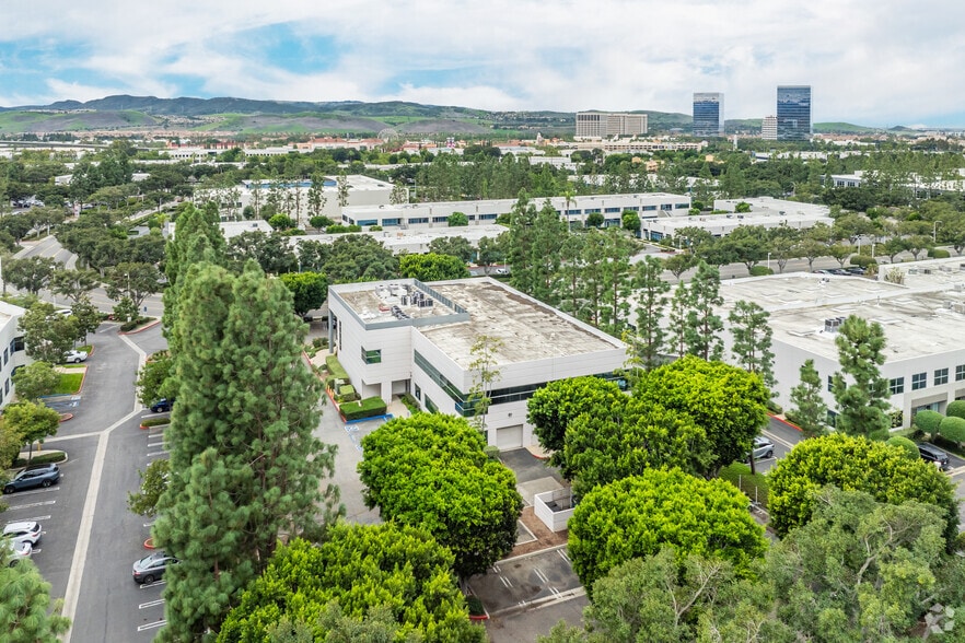 More Photos Of 22 Mauchly Ave, Irvine Office For Lease