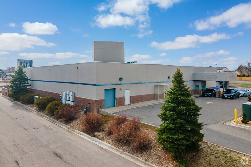 More Photos Of 19291 E Quincy Ave, Aurora Drugstore For Lease