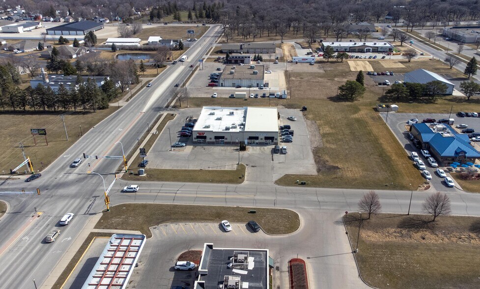 More Photos Of 803 18th Ave NW, Austin Restaurant For Sale