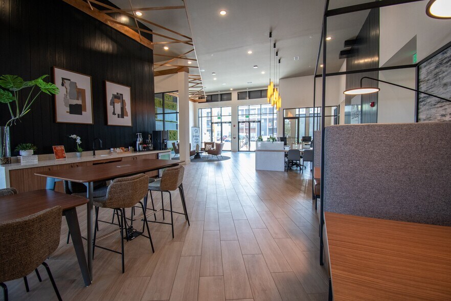 More Photos Of 234 E Mitchell Hammock Rd, Oviedo Apartments For Lease