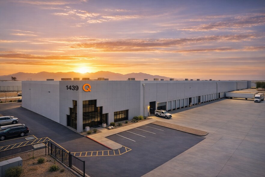 Primary Photo Of 1439 S 40th Ave, Phoenix Warehouse For Lease