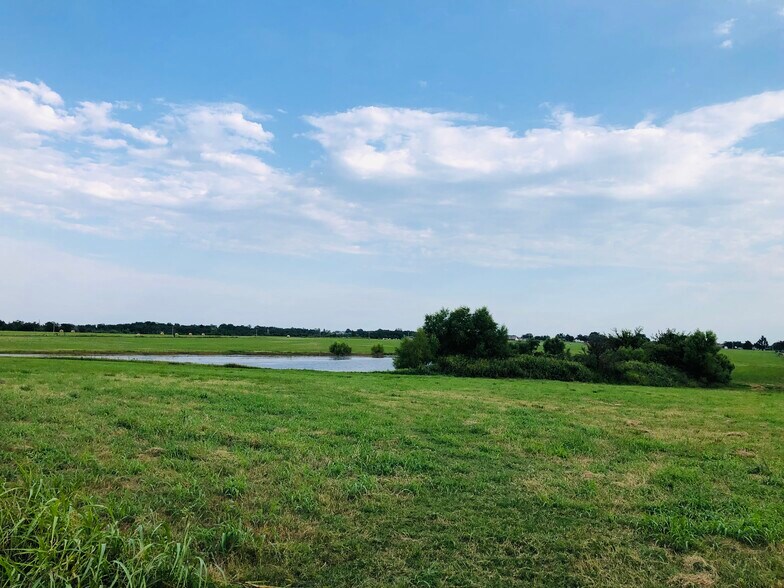 More Photos Of 9220 9th St, Cushing Land For Sale