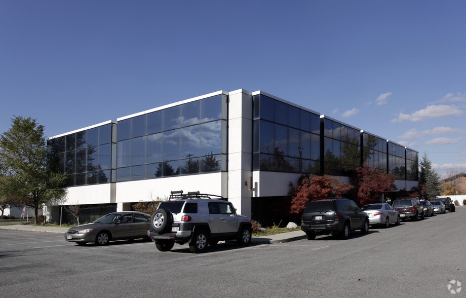 More Photos Of 7135 S Highland Dr, Cottonwood Heights Medical For Lease