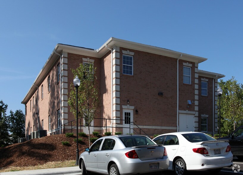 More Photos Of 4102 Ben Franklin Blvd, Durham Medical For Lease