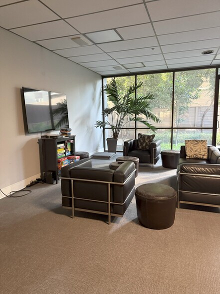 More Photos Of 500 N St, Sacramento Apartments For Sale