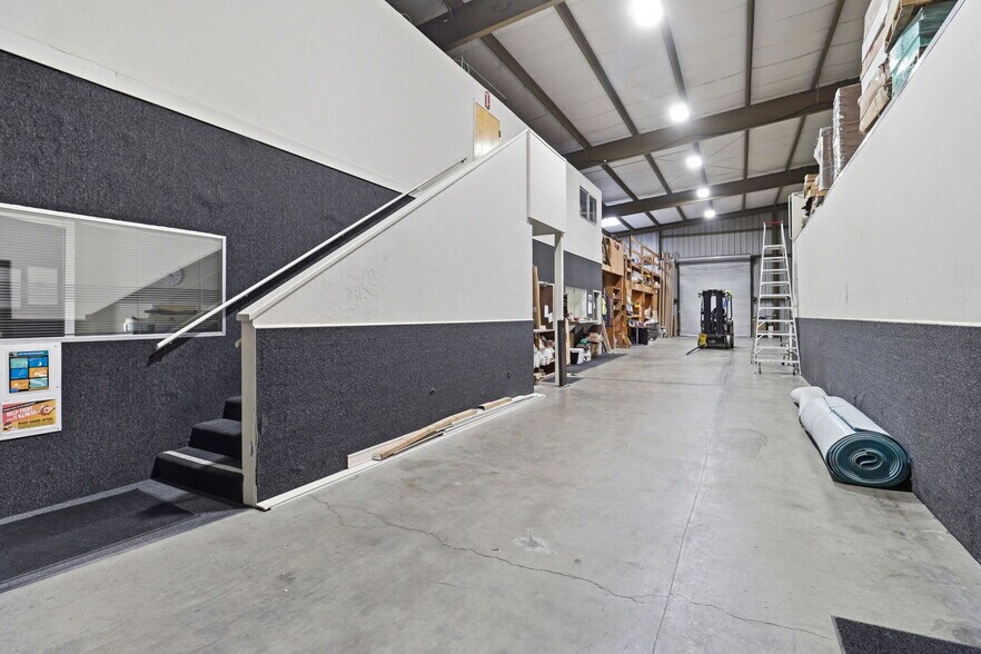 More Photos Of 741-751 Barron Ave, Redwood City Warehouse For Lease