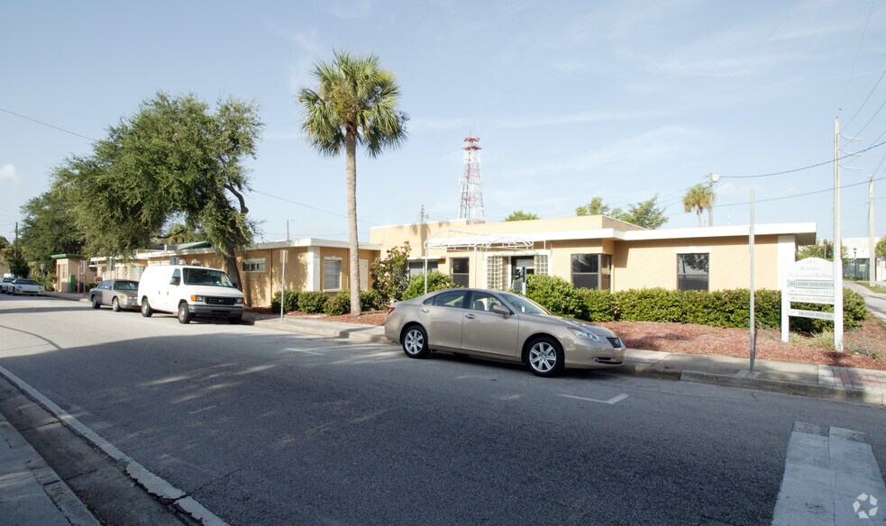 More Photos Of 501-507 Delannoy Ave, Cocoa Office Residential For Lease