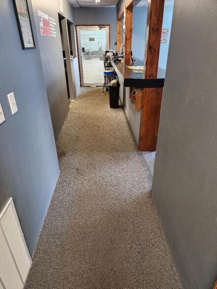 More Photos Of 1530 S 11th St, Nebraska City Auto Repair For Sale