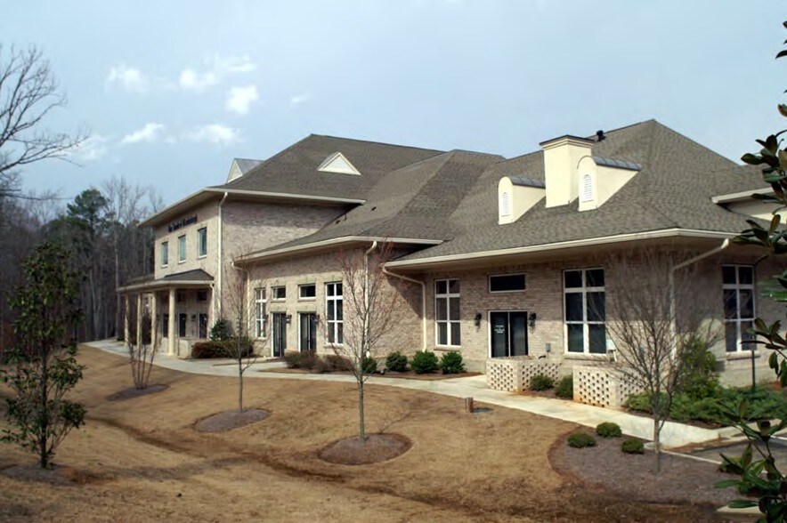 More Photos Of 100 Glendalough Ct, Tyrone Office For Lease