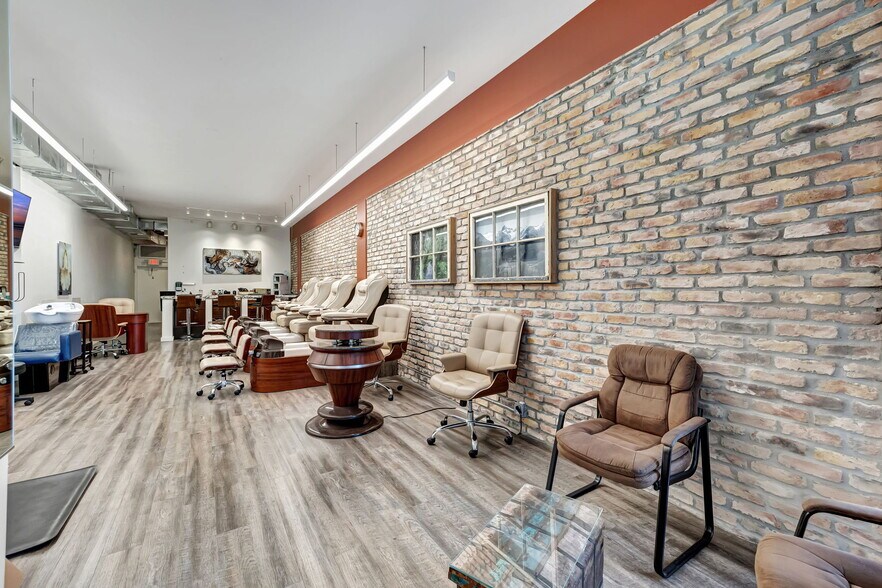 More Photos Of 3045 N Federal Hwy, Fort Lauderdale Storefront Retail Office For Lease