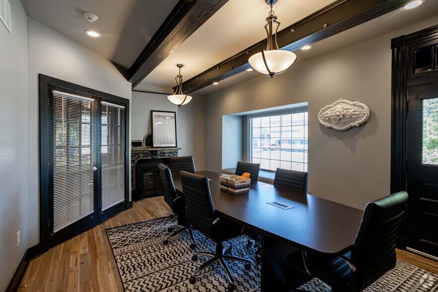 More Photos Of 26 S Maple Ave, Marlton Office For Lease