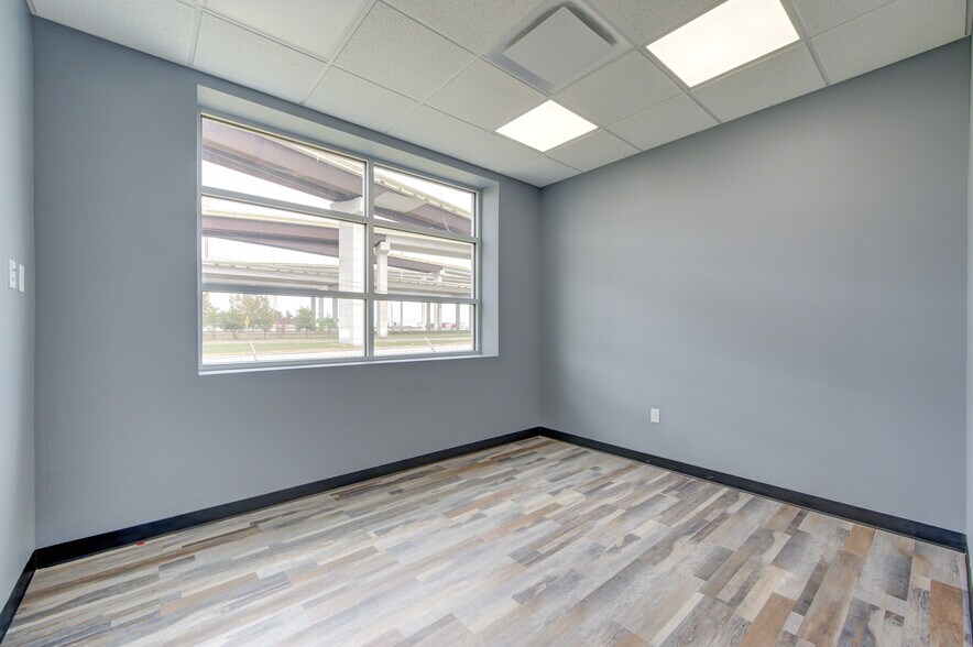 More Photos Of 6409 Eddie Dr, Humble Warehouse For Sale