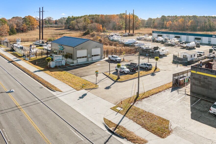 More Photos Of 1309 Virginia Beach Blvd, Virginia Beach Service For Sale