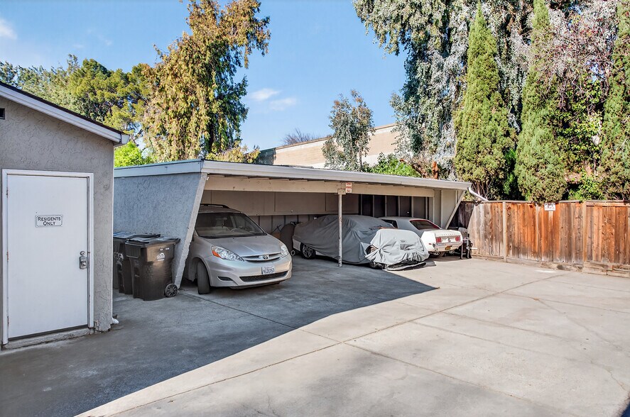 More Photos Of 955 Vermont St, San Jose Apartments For Sale