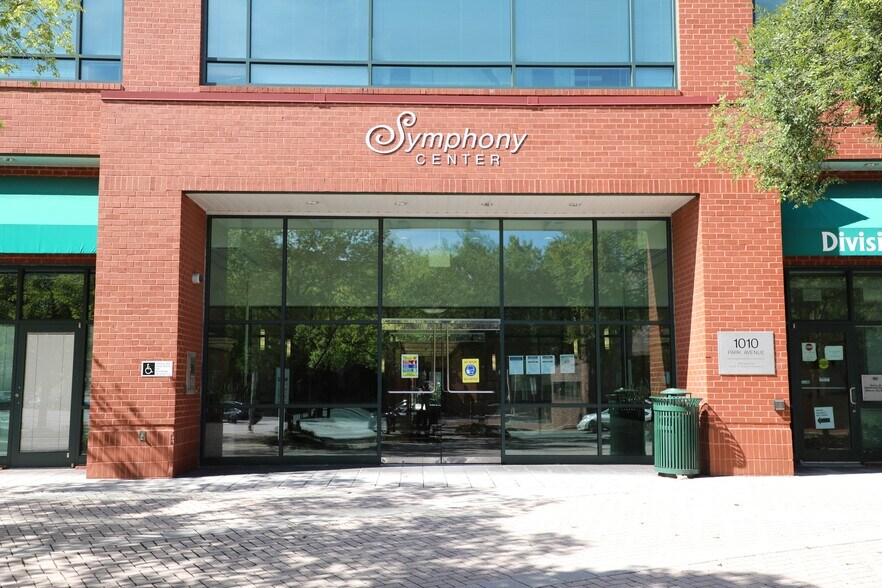 More Photos Of 1010 Park Ave, Baltimore Office For Lease