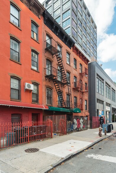 More Photos Of 294 S 5th St, Brooklyn Apartments For Sale