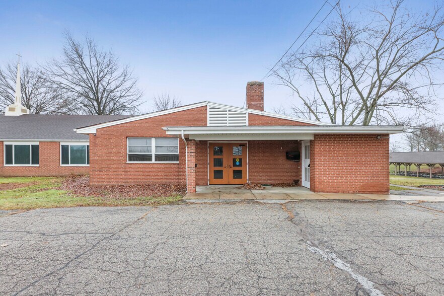 More Photos Of 7000 Ridge Rd, Parma Religious Facility For Sale