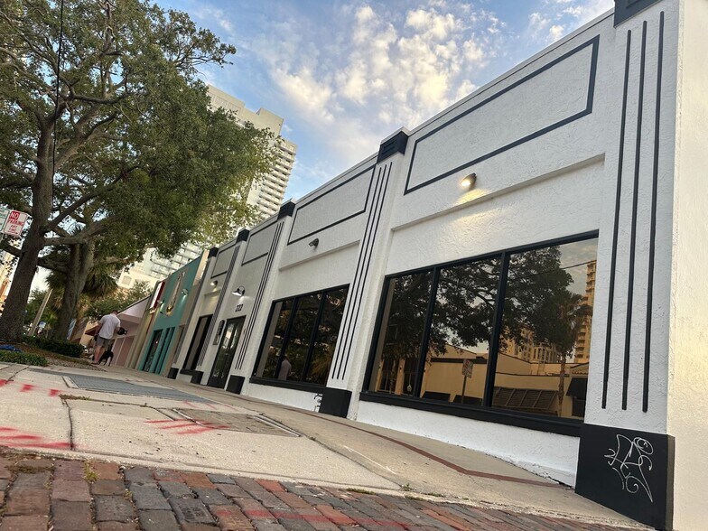 More Photos Of 222 2nd St N, Saint Petersburg Office For Lease