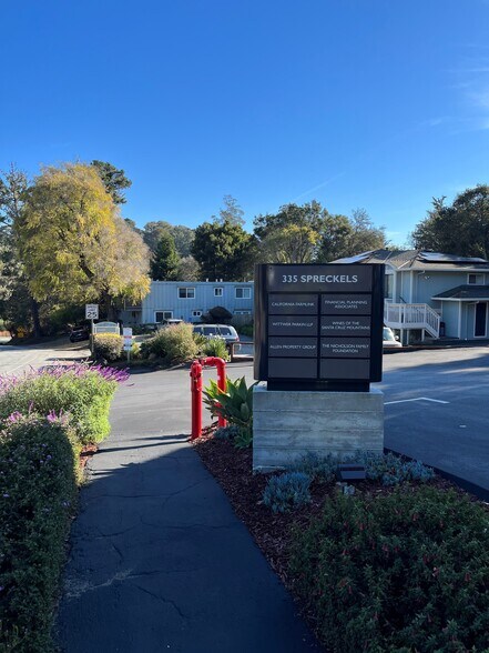 More Photos Of 335 Spreckels Dr, Aptos Office For Lease