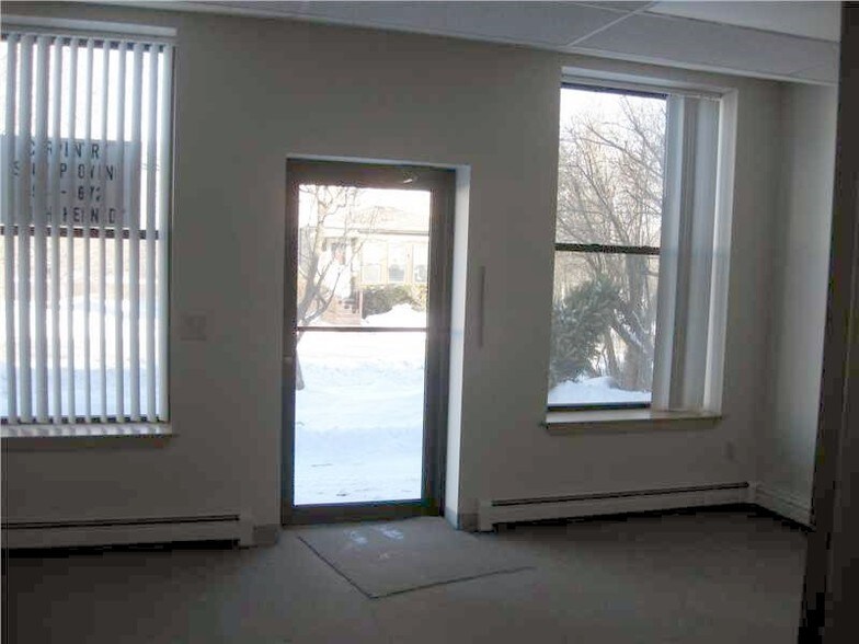 More Photos Of 117-123 Mill St, Orono Office Residential For Sale