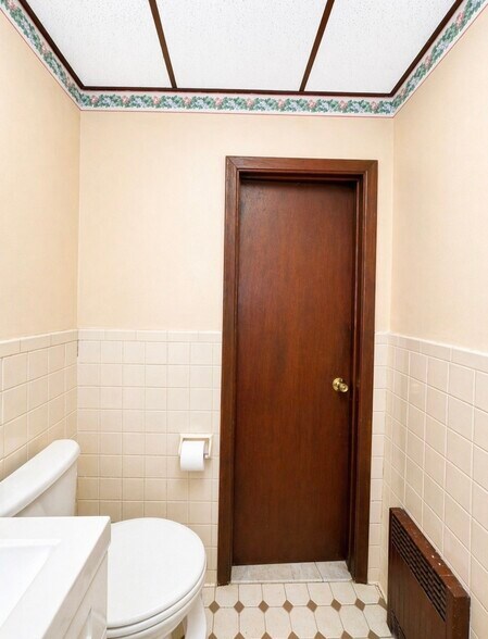 More Photos Of 7215 73rd St, Glendale Land For Sale