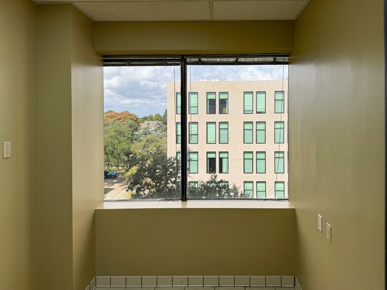 More Photos Of 3525 Prytania St, New Orleans Medical For Lease