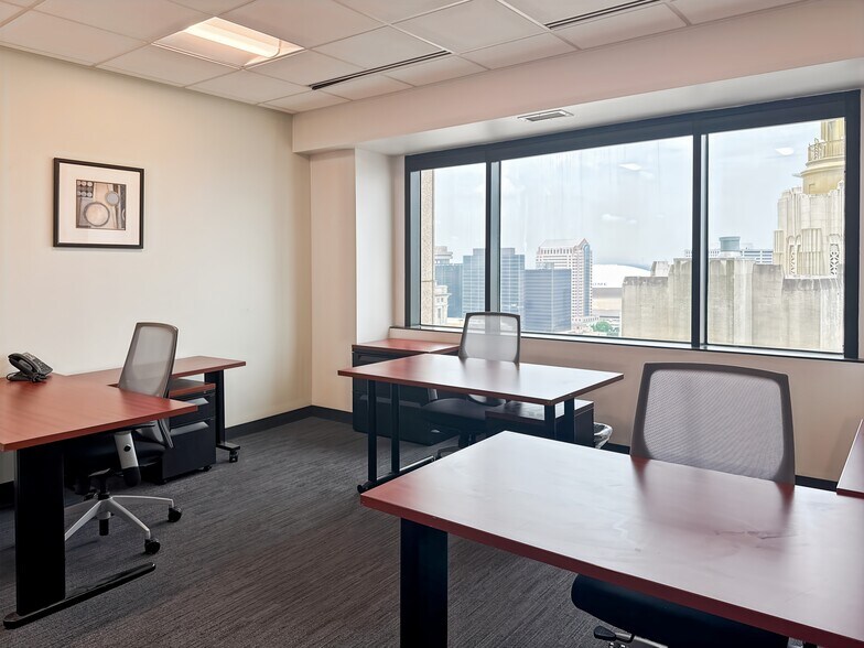 More Photos Of 201 St. Charles Ave, New Orleans Coworking Space