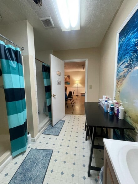 More Photos Of 3060 Bouldercrest Rd, Ellenwood Religious Facility For Sale