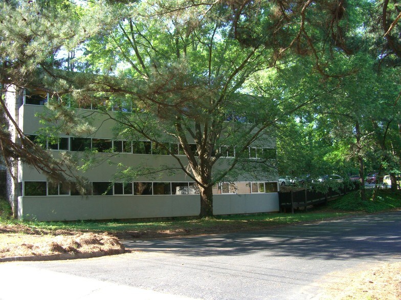 More Photos Of 3700 Longview Dr, Atlanta Loft Creative Space For Sale