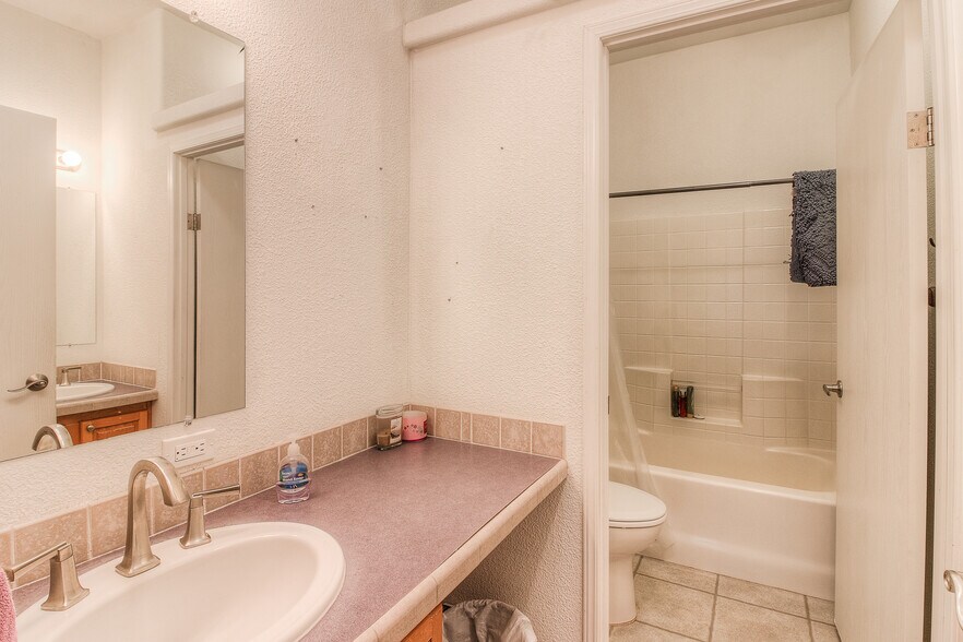 More Photos Of 139802 W Johnson Rd, Prosser Industrial For Sale