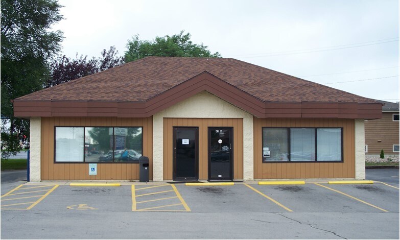 Primary Photo Of 420 E Northland Ave, Appleton Office For Lease