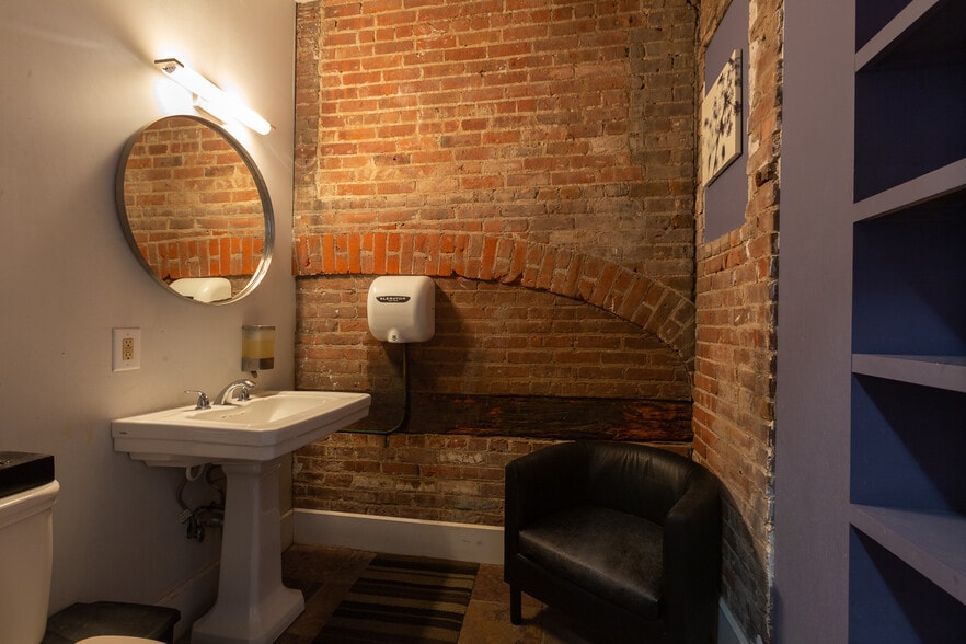 More Photos Of , Brooklyn Unknown For Sale